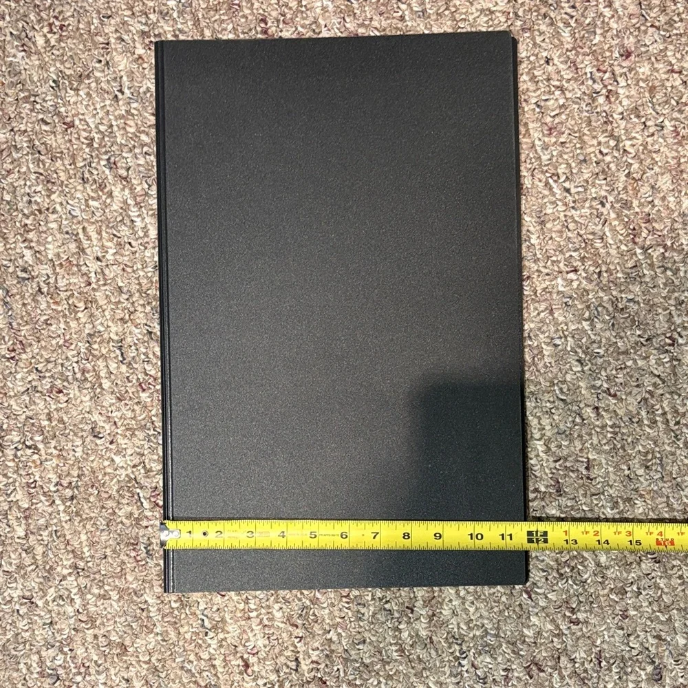 N/A elegant black